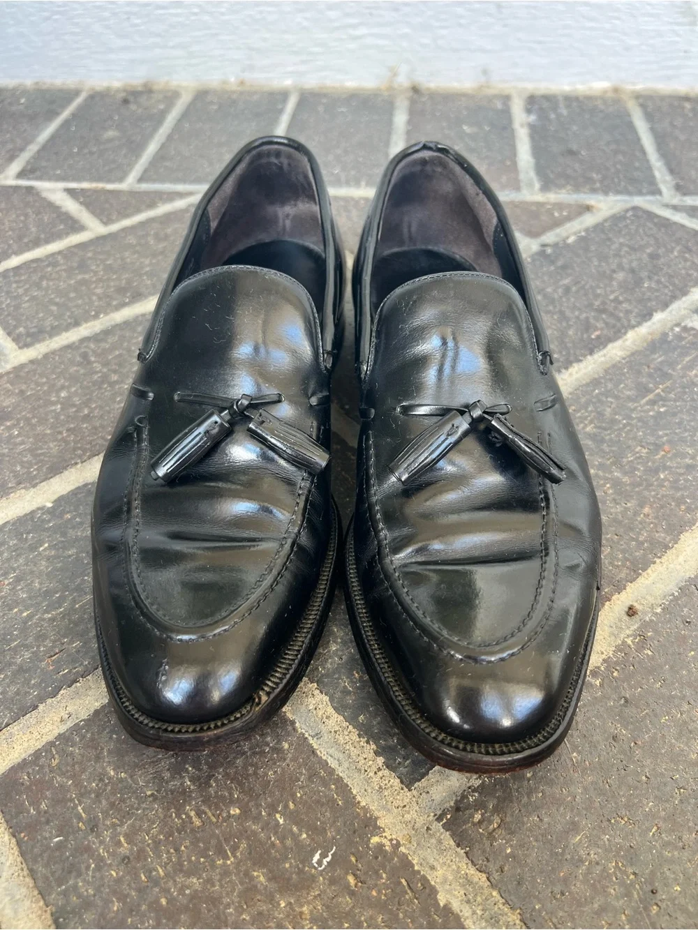EUC Men’s 8.5 Johnston & Murphy Moc-Toe Black Loafers